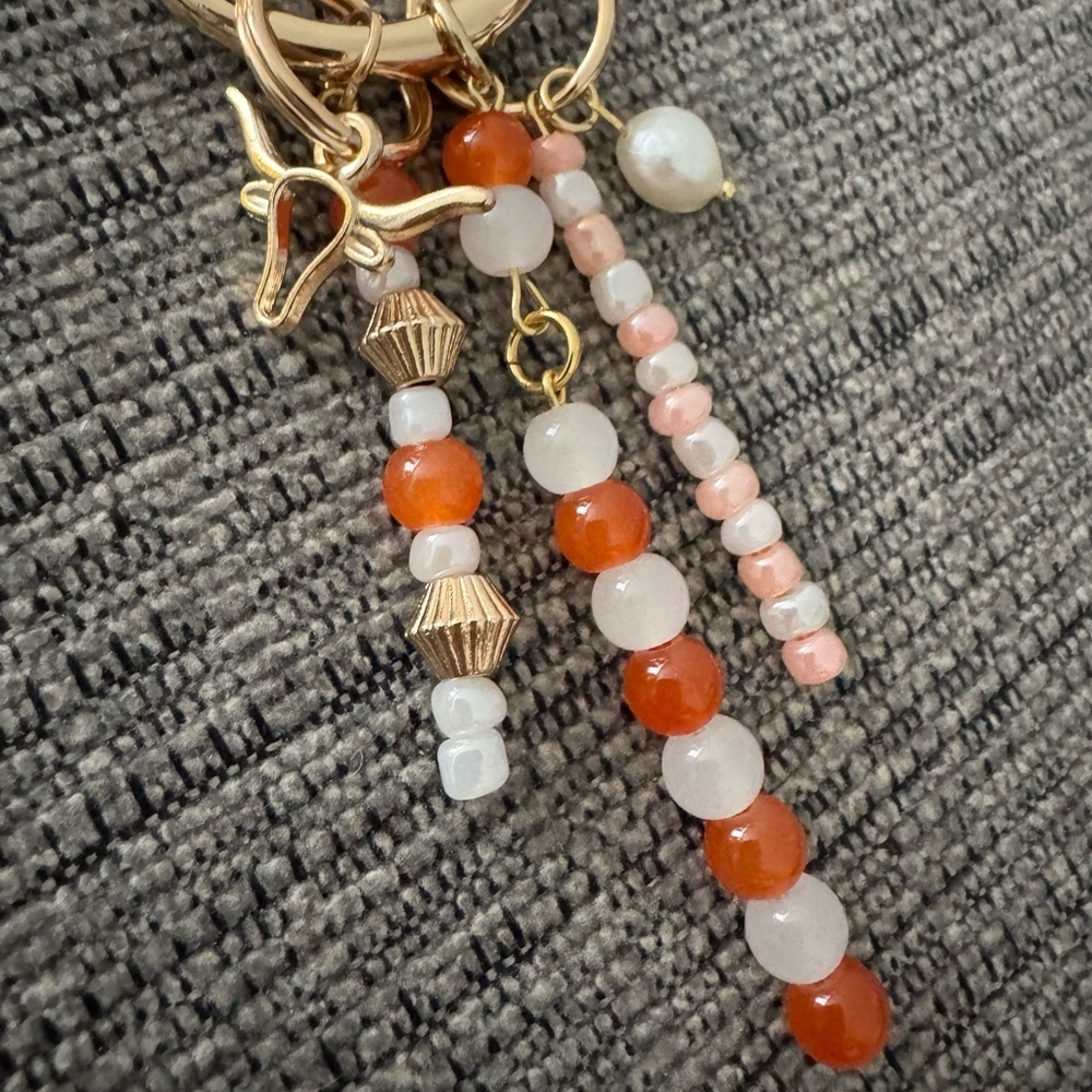 TX Longhorns Orange Designer Inspired Bag Charm Keychain with Pearl Detail - Picture 3 of 3
